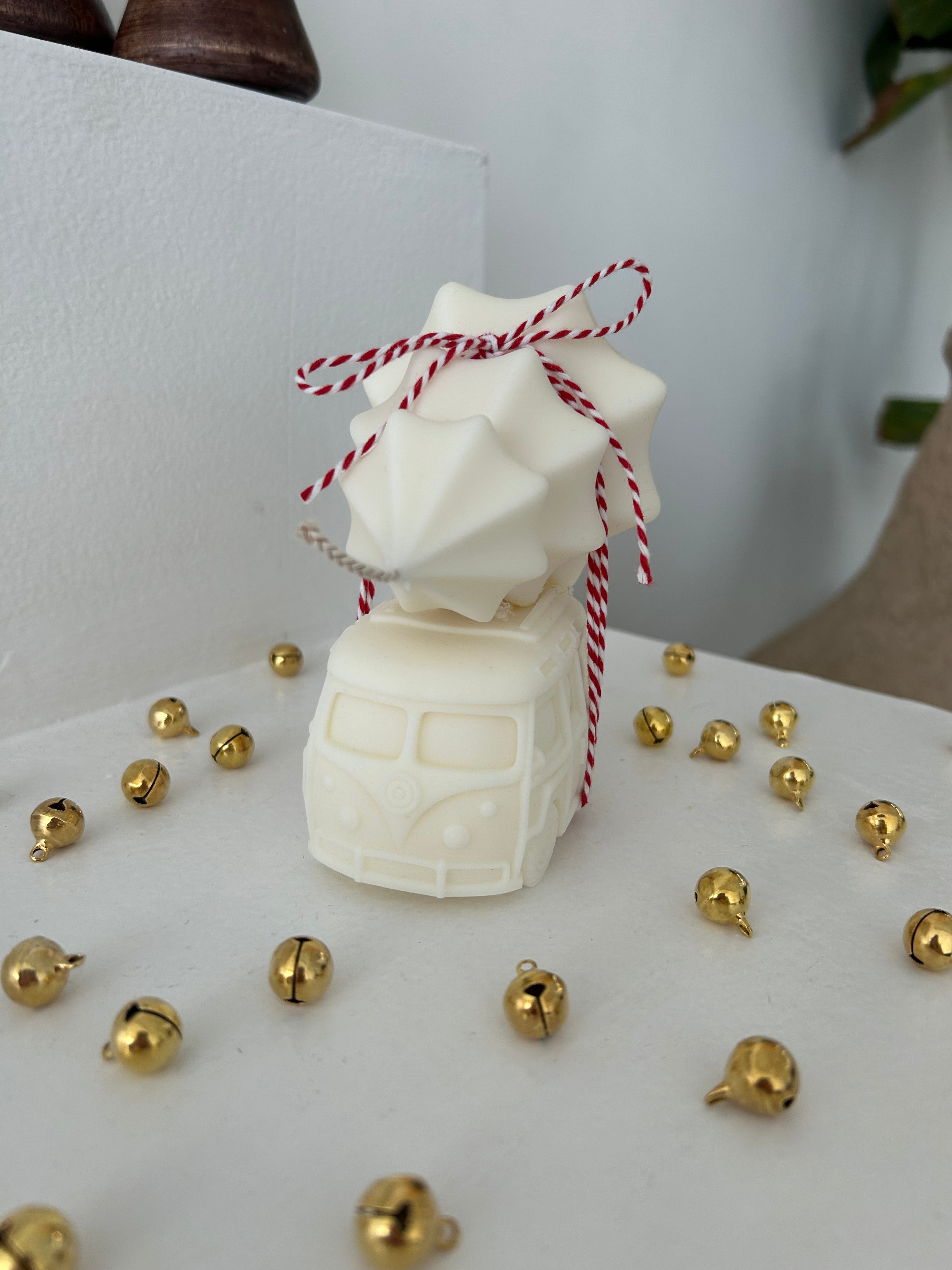 Set VW-Bus und Tannenbaum