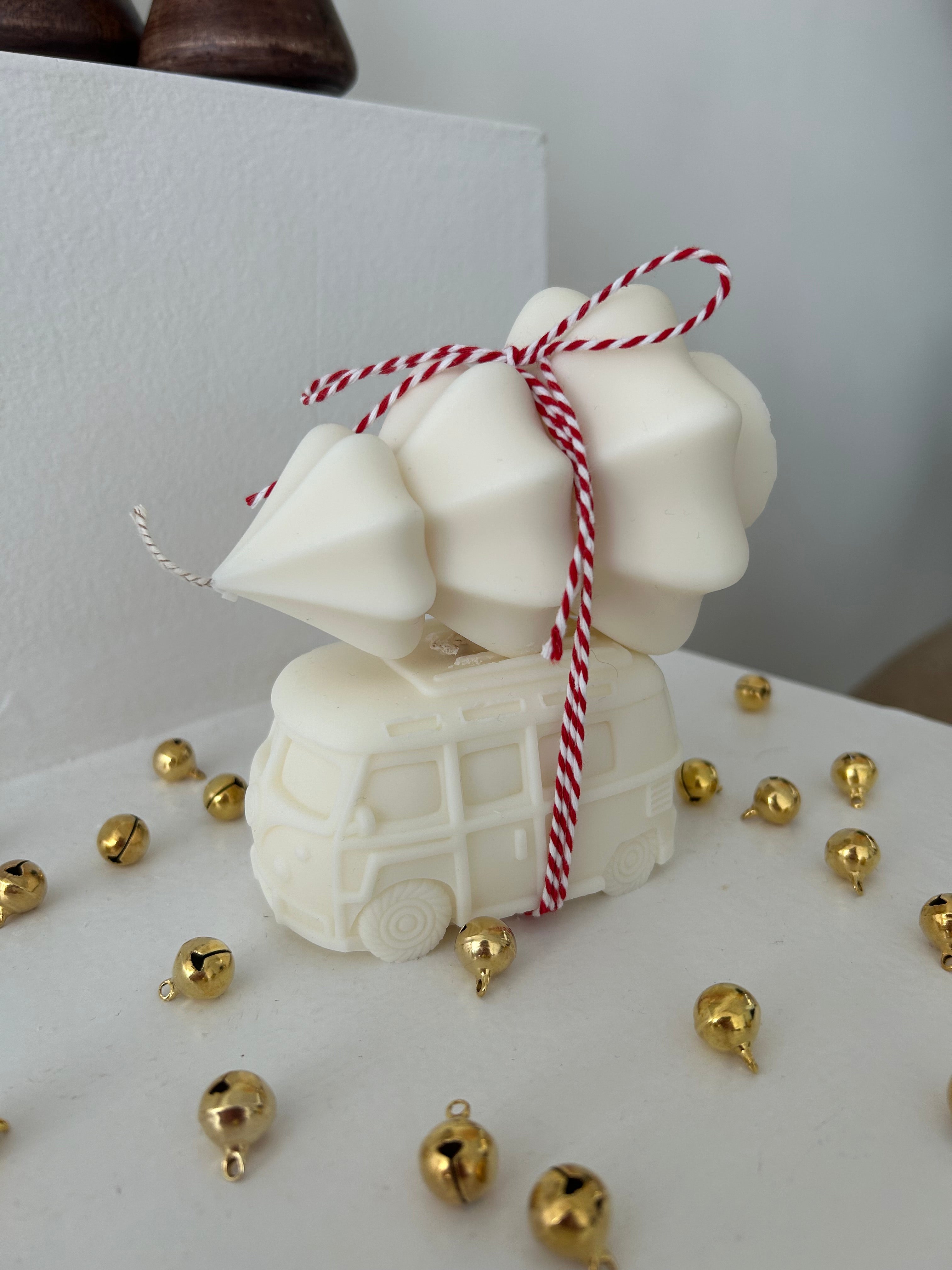 Set VW-Bus und Tannenbaum