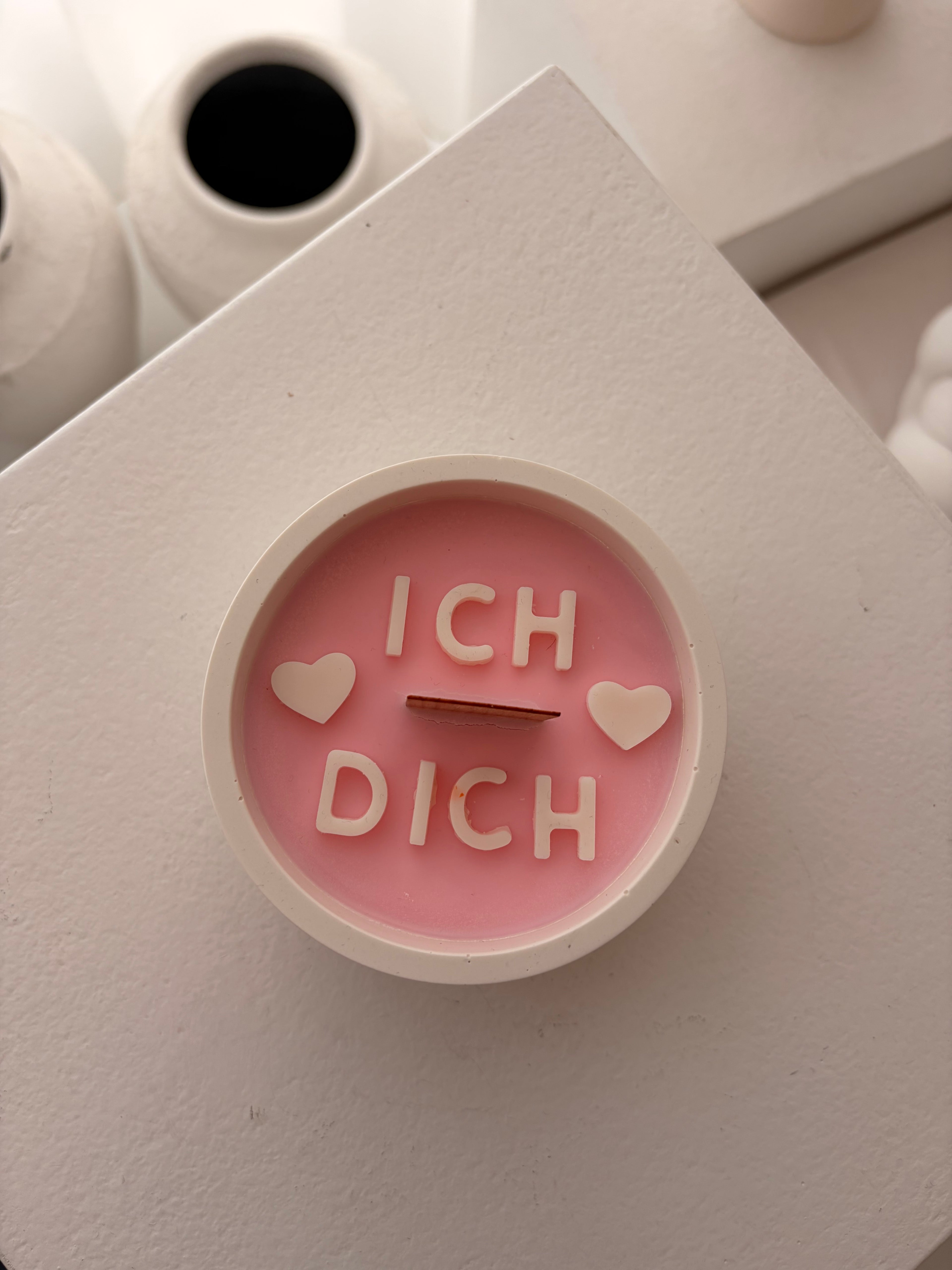 Design your own candle